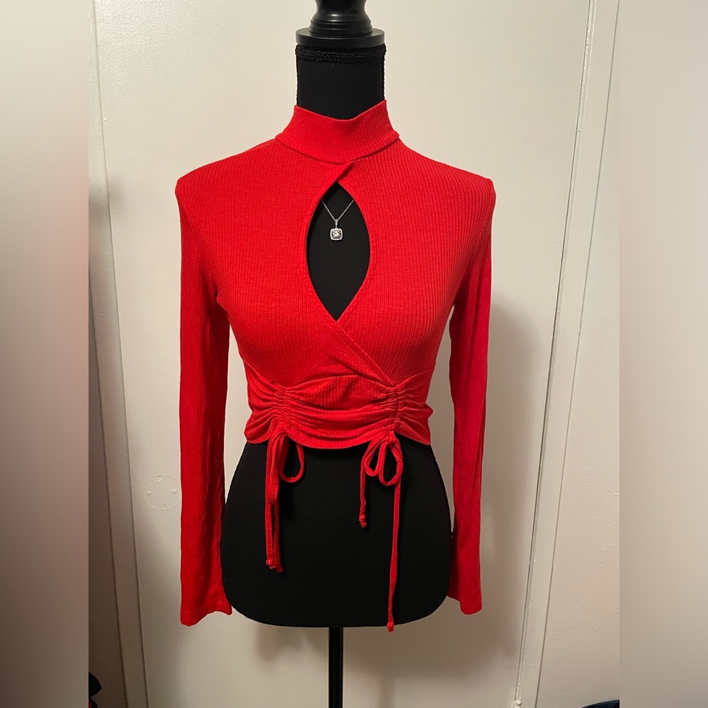 Long Sleeve Crop top Size Medium